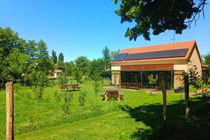 Le grand gîte et son jardin